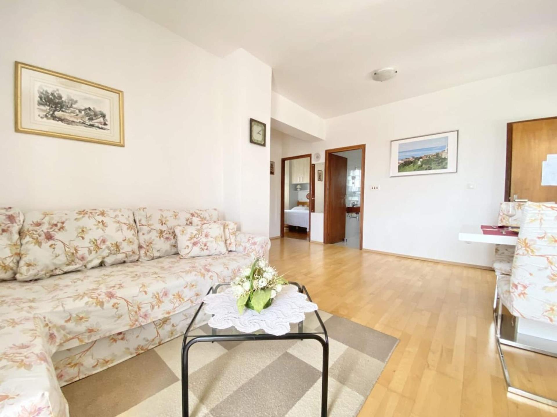 Family Apartments Viva Close To The Beach 克尔克 外观 照片