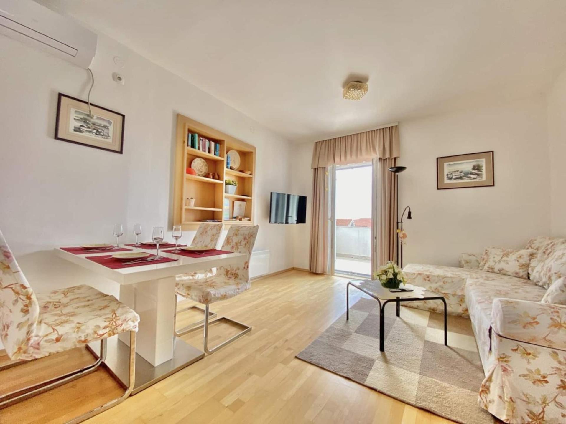 Family Apartments Viva Close To The Beach 克尔克 外观 照片